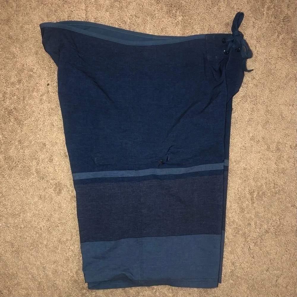 Burnside Men’s Blue Board Shorts Surf Shorts Size 34